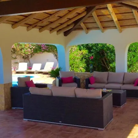 Chanteria Carvoeiro, Fabulous 7 Bedroom, 7 Bathroom With Ac, Short Walk To The Villa