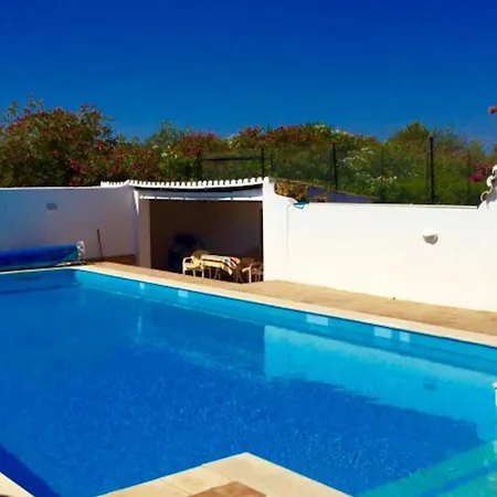 Chanteria Carvoeiro, Fabulous 7 Bedroom, 7 Bathroom With Ac, Short Walk To The * Carvoeiro (Lagoa)
