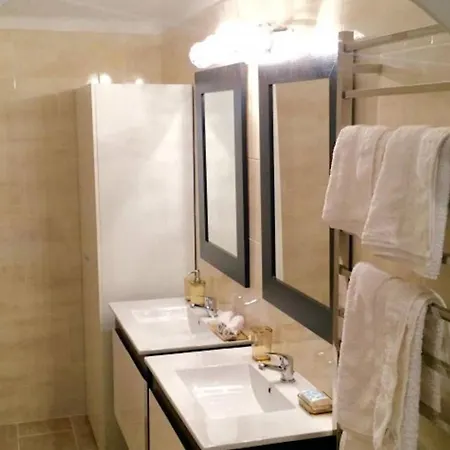 וילה Chanteria Carvoeiro, Fabulous 7 Bedroom, 7 Bathroom With Ac, Short Walk To The *